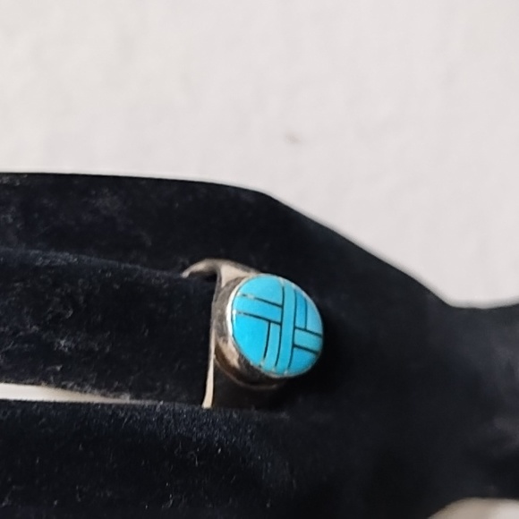 Sterling Ring - Picture 3 of 8